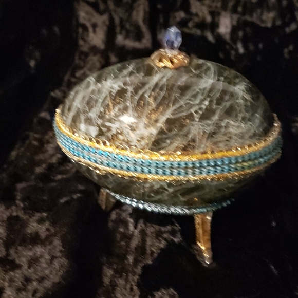 Goose egg jewelry box - Picture 1 of 3